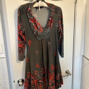 Reborn Gray Dress W/ Paisley Pattern. Cowl Neck, Handkerchief Hem. 3/4 Sleeve. S